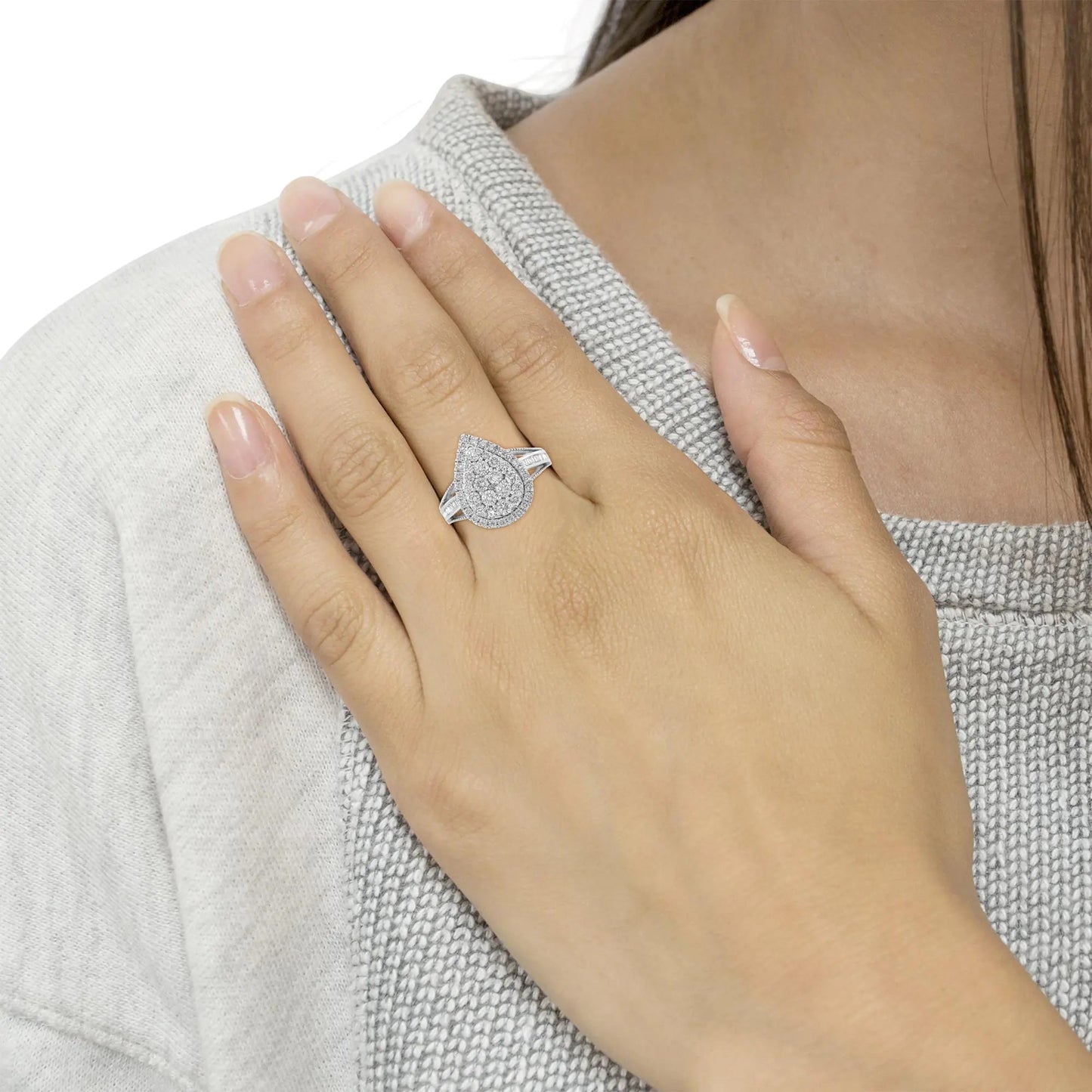 .925 Sterling Silver 1 1/2 Cttw Round-Cut Diamond Pear Shaped Halo Cocktail Ring (I-J Color, I1-I2 Clarity) WEM Support (www.WEM.support)