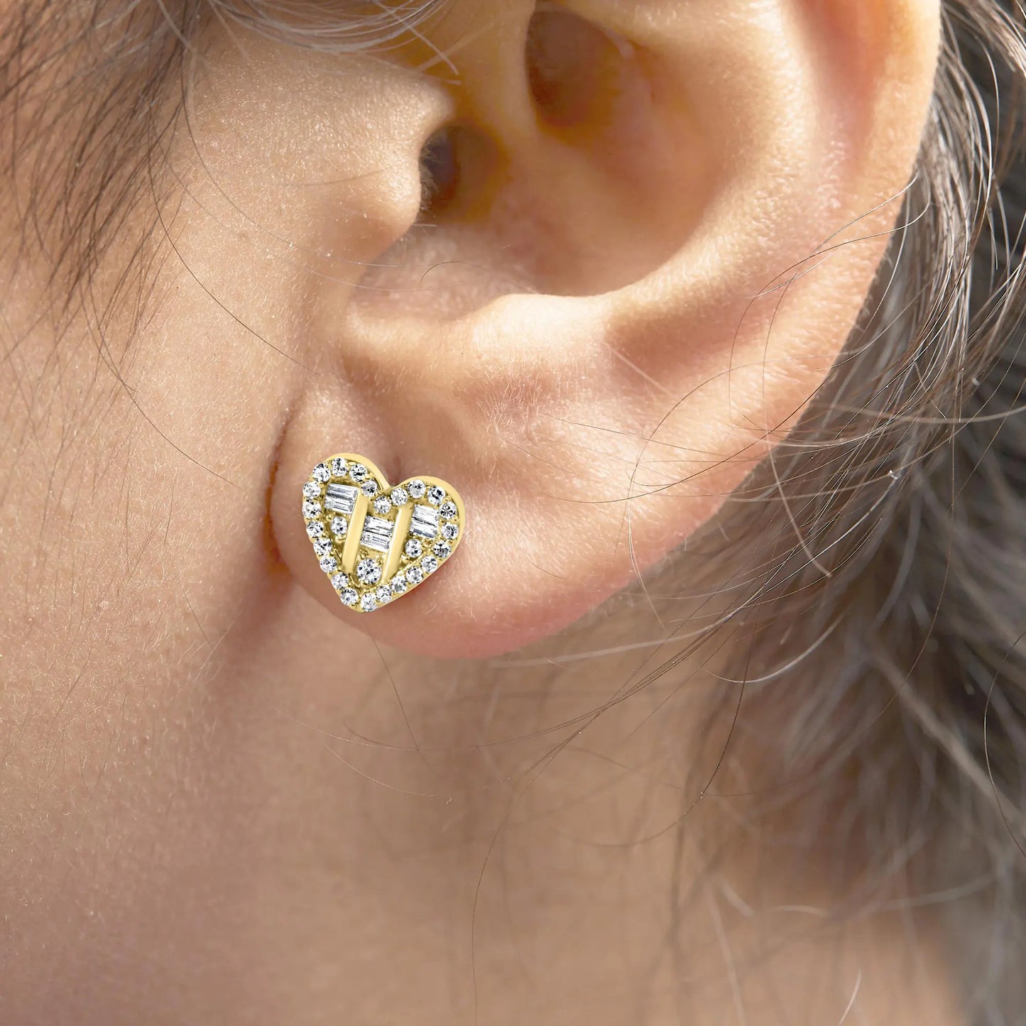 Aretes de plata de ley 925 con diamantes redondos y baguette de 1/2 ct en forma de corazón (color IJ, claridad SI2-I1)