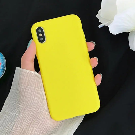 Funda de teléfono color amarillo limón