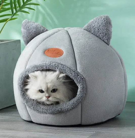 CozyNest Large Winter Cat Sofa Bed