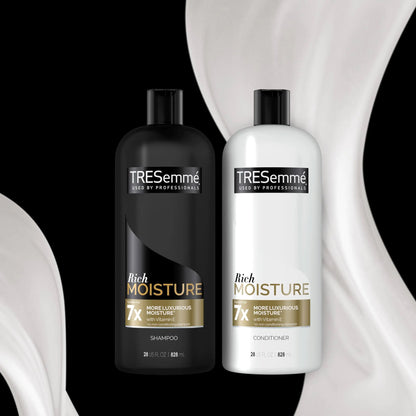 TRESemmé Rich Moisture Shampoo og Conditioner Rich Moisture Pakke med 2 for tørt hår formulert med vitamin E og biotin 28 oz