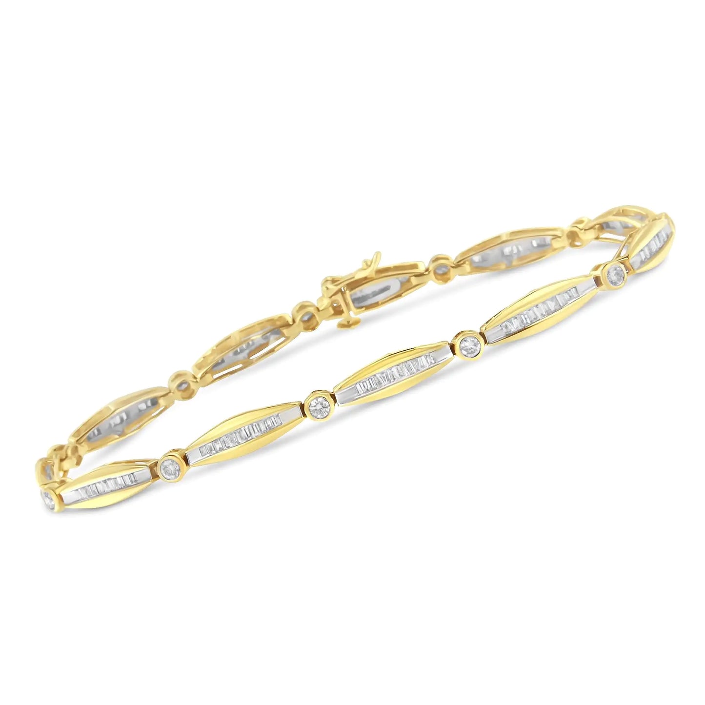 Pulsera de tenis de oro amarillo de 14 quilates con bisel de diamantes redondos de talla brillante y baguette de 1 1/2 quilates y eslabones cónicos de 18 cm (color HI, claridad I1-I2)