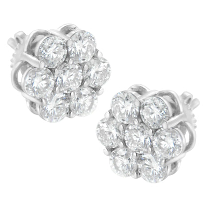 Aretes de oro blanco de 14 quilates con diamantes redondos de talla brillante de 2 ct y diseño floral (color FG, claridad VS1-VS2)