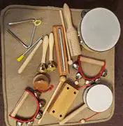 Conjunto de Instrumentos Musicais de Madeira Montessori (10 Instrumentos)