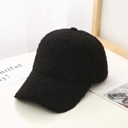 Gorra de béisbol de otoño: esta elegante gorra es perfecta para agregar un toque de estilo otoñal a tu atuendo.