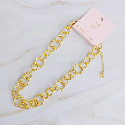 Artfully Linked Chain Necklace - Catch Cards