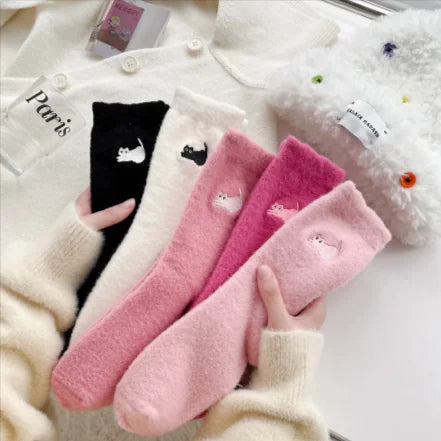 Women’s Thickened Plus Velvet Mid-Calf Warm Socks