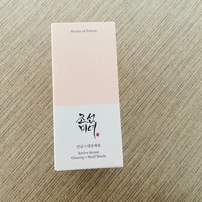 Beauty of Joseon Revive Snail Mucin ženšenni seerum niisutav peptiidne näoniisutaja Tumelaikude akne armi eemaldaja tundlikule näole. Korea nahahooldus meestele ja naistele, 30ml, 1fl. oz Snail Serum näohooldus