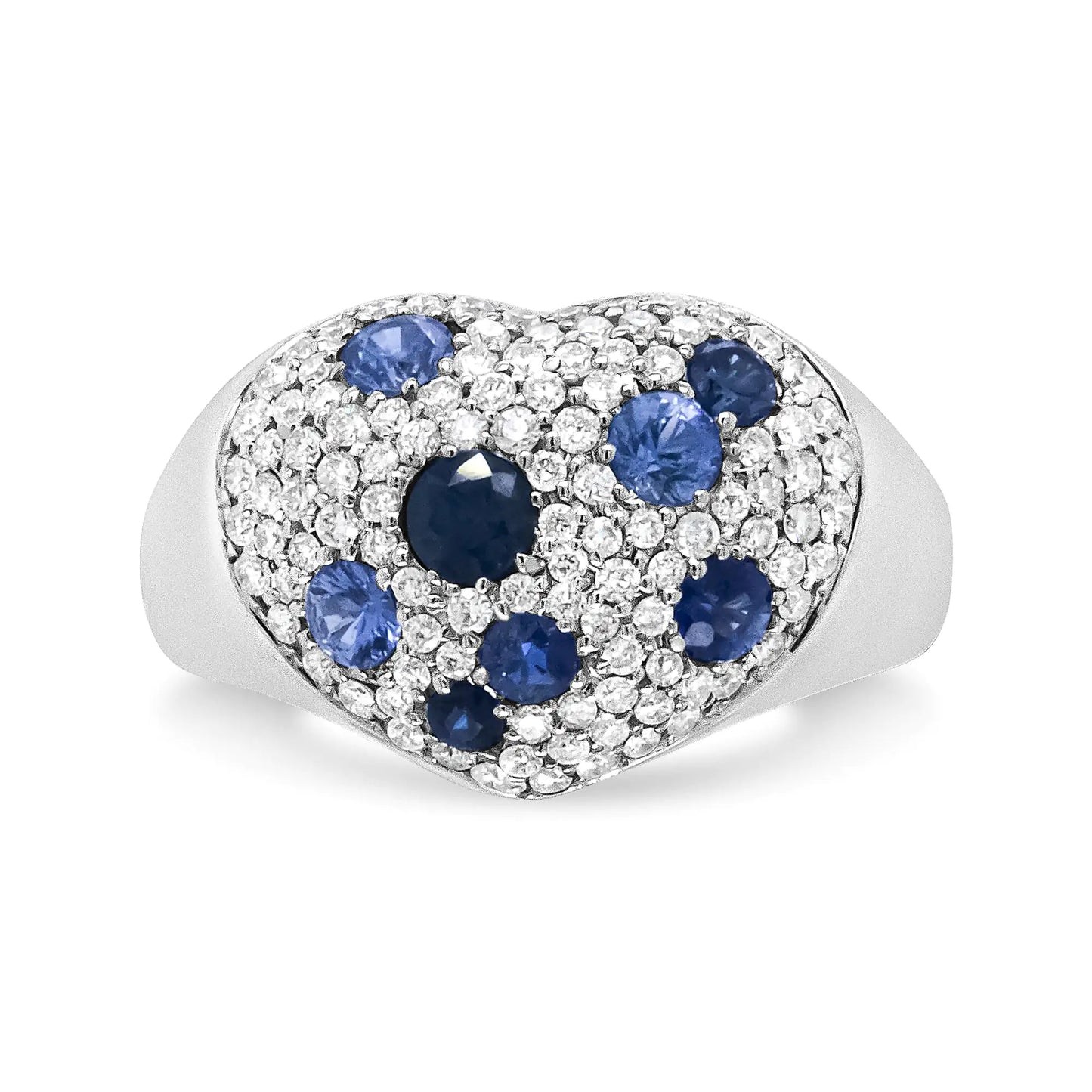 Anillo de oro blanco de 18 quilates con zafiro azul y diamantes de 5/8 quilates en forma de corazón (color FG, claridad VS1-VS2)