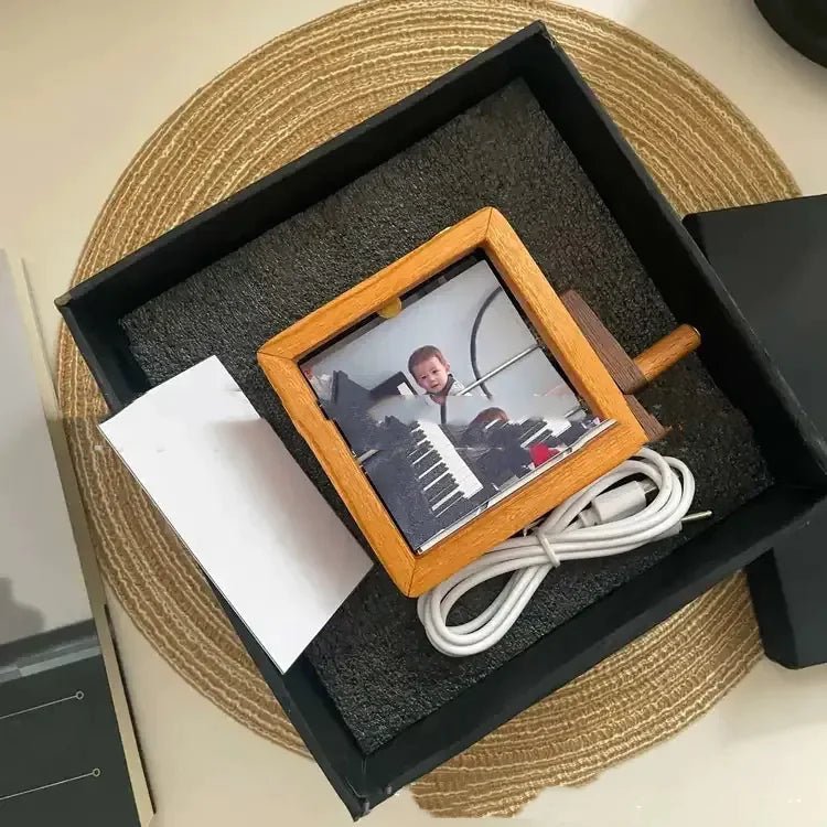 Luminous Flip Book Photo Machine - Catch Cards