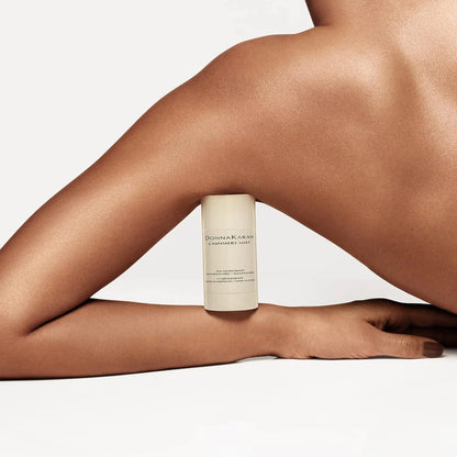 Donna Karan Cashmere Mist alumiiniumivaba deodorantpulk naistele, 100% alumiiniumi- ja alkoholivaba, 1,7 untsi.