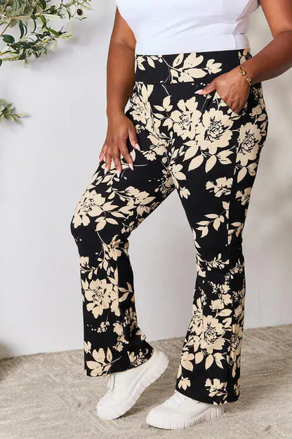 Heidi Flare Pants WEM Support (www.WEM.support)
