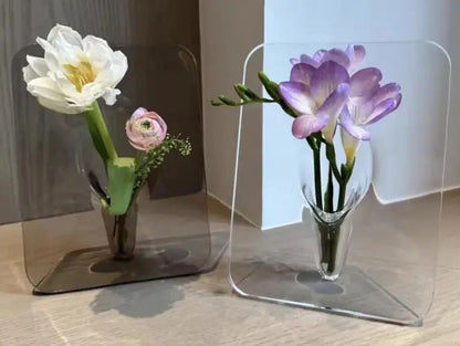 Acrylic Vase WEM Support (www.WEM.support)
