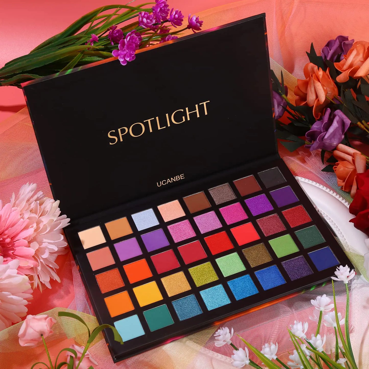 UCANBE Spotlight Eyeshadow Palette Professional 40 Color Eye Shadow Matt Shimmer Makeup Pall Høypigmentert fargerikt pulver Langvarig vanntett øyenskyggepalett A